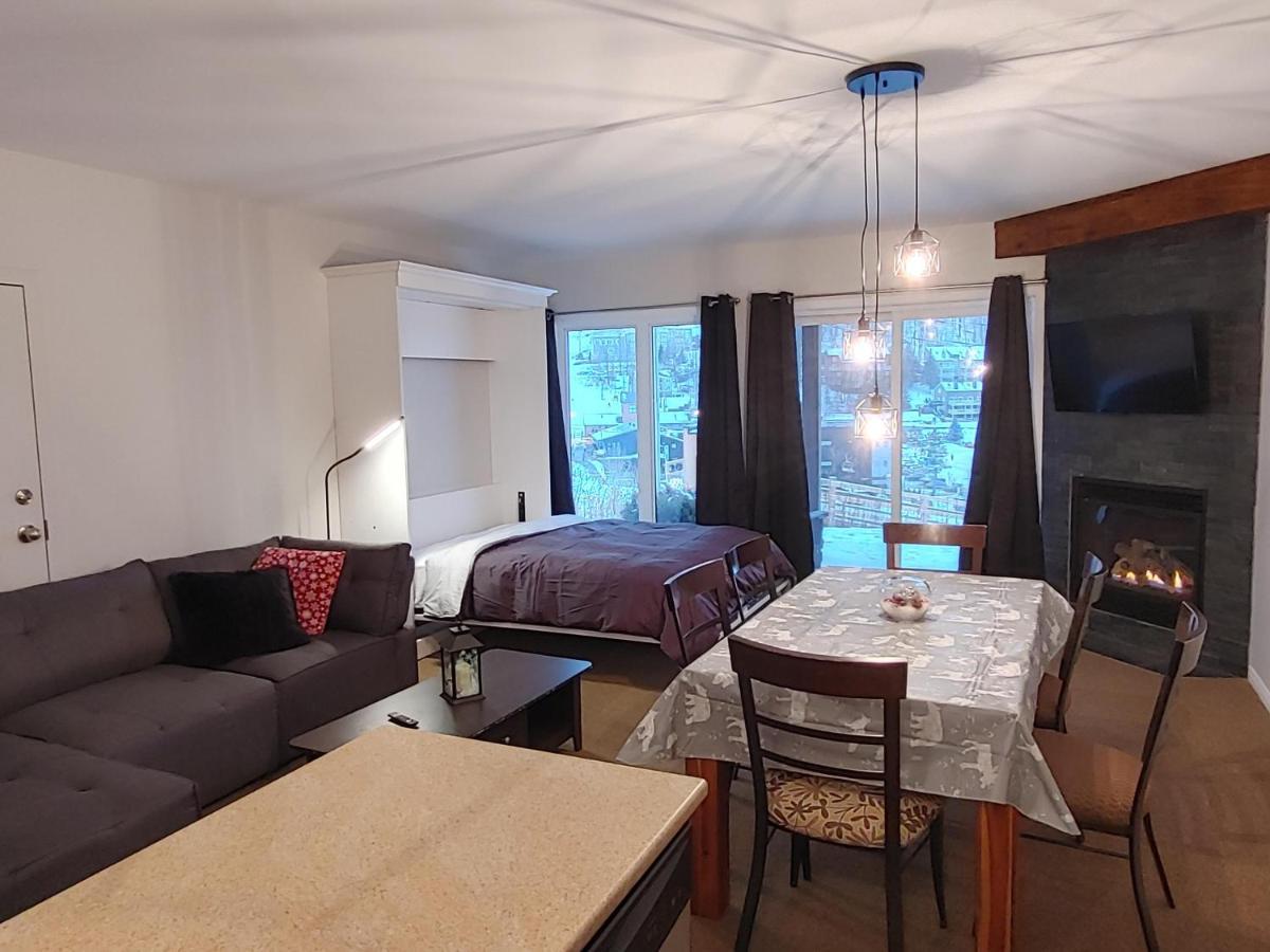 Ferienwohnung Au Pied Des Pentes Bromont Exterior foto